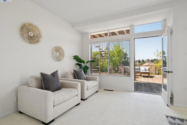 447 Donner Way, San Ramon CA: https://media.crmls.org/mediaz/9ec85122-07f9-4653-99d0-e1844cbbd82f.jpg
