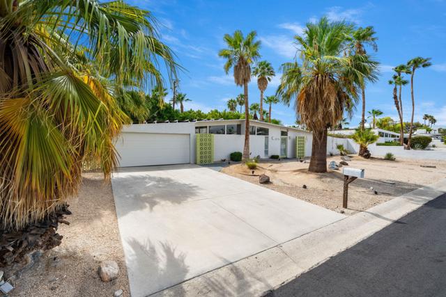 2875 E Wyman Drive, Palm Springs, CA 92262