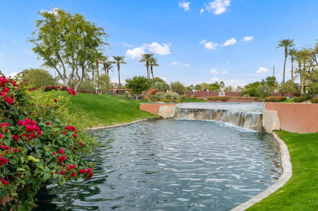 79900 De Sol A Sol, La Quinta CA: https://media.crmls.org/mediaz/9ec92493-9f61-4309-b55f-7bf38e6f0fac.jpg