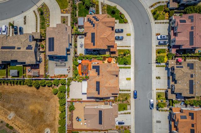 250 Calle Del Rey, Morgan Hill CA: https://media.crmls.org/mediaz/9ec9a987-4fa3-402c-8f91-1cd03cbbad78.jpg
