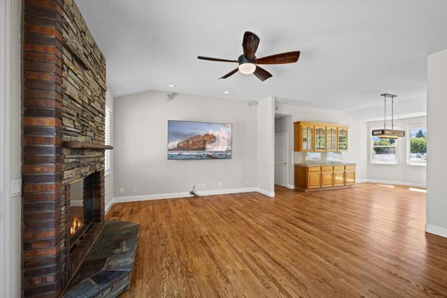 12320 Highland Estates Lane, San Martin CA: https://media.crmls.org/mediaz/9eca2b2d-a04e-464e-82bc-43428364d023.jpg