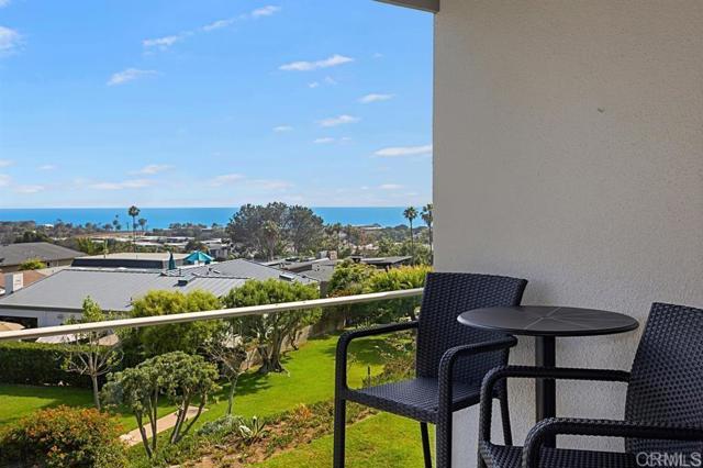 Detail Gallery Image 19 of 32 For 640 W Solana Circle #11,  Solana Beach,  CA 92075 - 2 Beds | 2 Baths