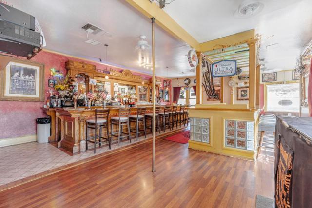 627 627 Main Street, Suisun City CA: https://media.crmls.org/mediaz/9ecb043e-3f14-4434-8876-39d4880f6079.jpg