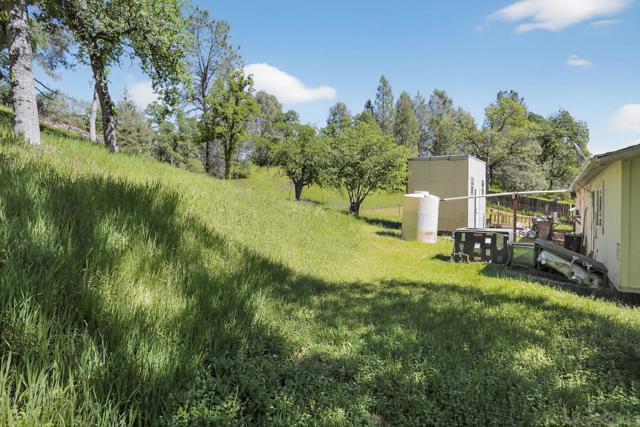 16522 Stagecoach, Corning CA: https://media.crmls.org/mediaz/9ecb52e5-d605-4926-ae46-c12ccb10df5e.jpg