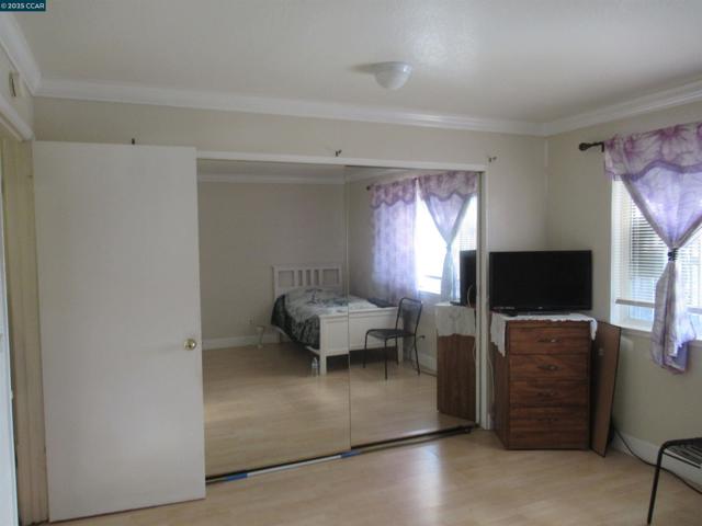 615 15Th St, Richmond CA: https://media.crmls.org/mediaz/9ecb6024-23d5-49f7-b797-ae74c717329e.jpg