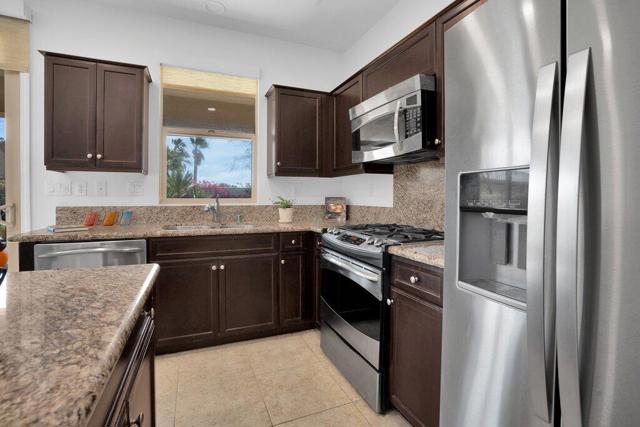 39910 Corte De Moda, Indio CA: https://media.crmls.org/mediaz/9ecc7e87-4cd8-4b25-a5ca-f19b65e3c2fc.jpg