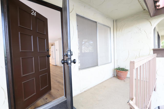 9647 Spyglass Avenue, Desert Hot Springs CA: https://media.crmls.org/mediaz/9ecd2cf6-449c-4541-9e84-84c20d563767.jpg