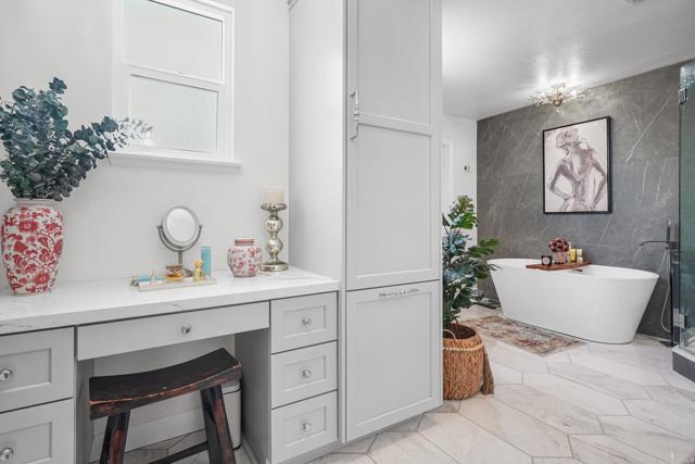 8749 Fairoaks Court, Rancho Cucamonga CA: https://media.crmls.org/mediaz/9ecd4afb-b329-4854-927d-bb84a9955baf.jpg