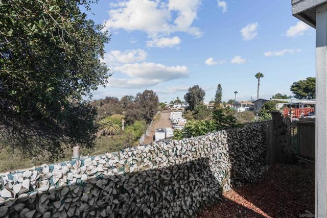 2750 WheatStone, San Diego CA: https://media.crmls.org/mediaz/9ecd8c7c-3deb-4b0d-b2fe-470f6ffa4388.jpg