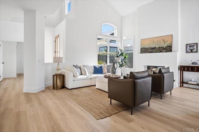 Detail Gallery Image 13 of 49 For 4735 Bryce Circle, Carlsbad,  CA 92008 - 3 Beds | 3 Baths