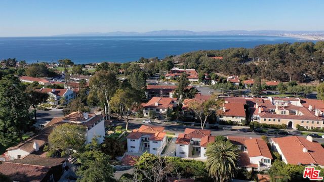 2404 Via Campesina, Palos Verdes Estates, California 90274, ,Residential Income,For Sale,Via Campesina,25494633