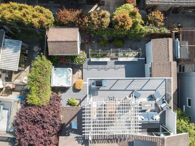 129 Santa Cruz Avenue, Aptos CA: https://media.crmls.org/mediaz/9eceadbf-96d2-48ae-8006-0ffd1d85271a.jpg