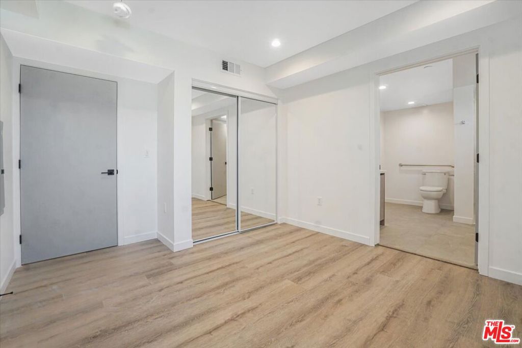MLS #26864753 image #25