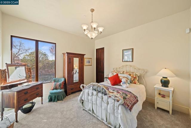 633 Kalthoff Cmn, Livermore CA: https://media.crmls.org/mediaz/9ed04e31-67f2-4aa4-a629-887420975fb7.jpg