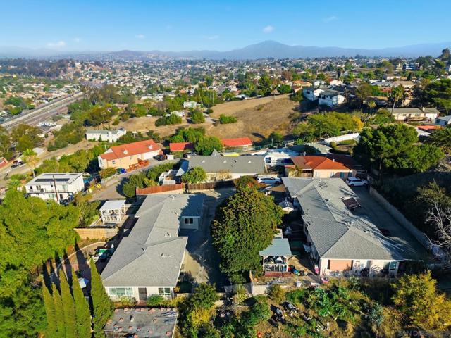 6431 37 Madrone Ave, San Diego CA: https://media.crmls.org/mediaz/9ed0dd22-6fda-4873-829f-dfe962ee3326.jpg