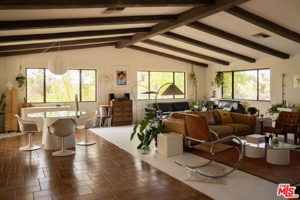 MLS #25598609 image #9