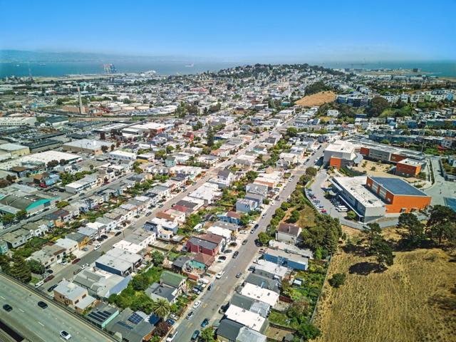2175 Quesada Avenue, San Francisco CA: https://media.crmls.org/mediaz/9ed2001d-6d37-4950-8dcb-c7da91226fb7.jpg