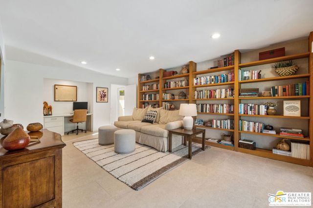 2367 S Yosemite Drive, Palm Springs CA: https://media.crmls.org/mediaz/9ed2909c-924d-49f5-bb57-8eae76ecc57d.jpg