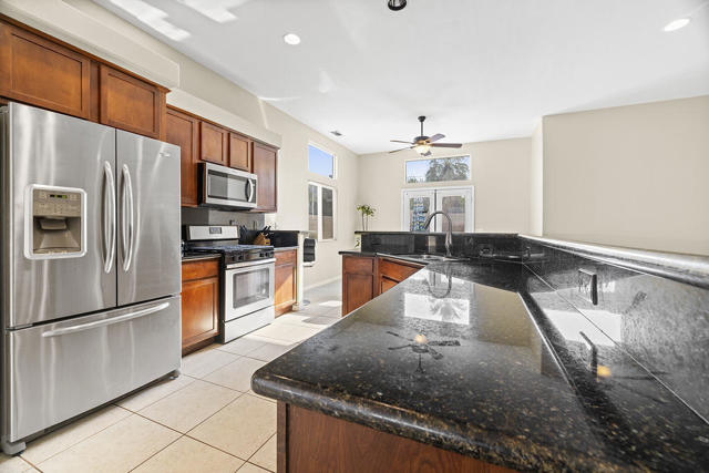 10644 San Pablo Road, Desert Hot Springs CA: https://media.crmls.org/mediaz/9ed38afa-8e30-4240-8456-33d1791bd712.jpg
