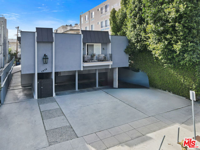Image 3 for 1939 Selby Ave, Los Angeles, CA 90025