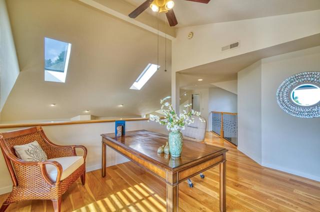 925 Skyward Drive, Aptos CA: https://media.crmls.org/mediaz/9ed427e7-5e93-4d71-b691-e4d9daf09d4e.jpg