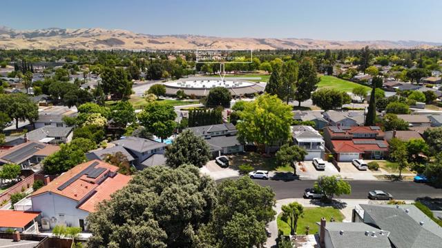 5933 Dunn Avenue, San Jose CA: https://media.crmls.org/mediaz/9ed430f6-5e07-4787-848f-b89480cc226b.jpg
