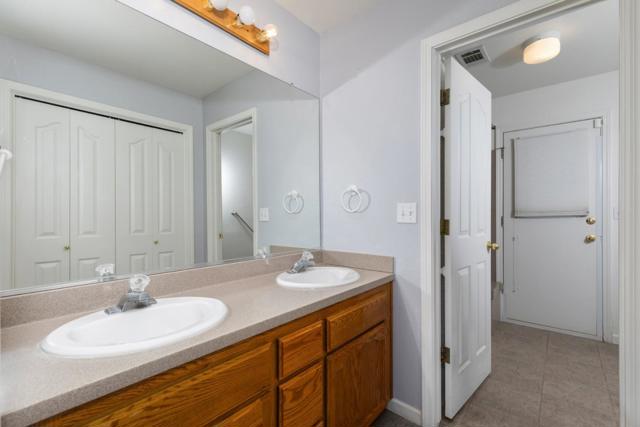 41508 Roaring River Court, Coarsegold CA: https://media.crmls.org/mediaz/9ed4f8bc-d0aa-4ce5-b48a-efd25d841975.jpg