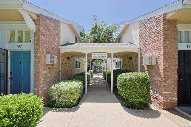 4800 Williamsburg Ln, La Mesa CA: https://media.crmls.org/mediaz/9ed59cd6-69d7-40c3-b0b8-25b3e445f50b.jpg