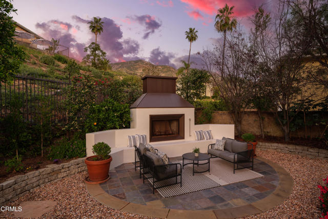 Detail Gallery Image 9 of 74 For 609 Hartwell Ct, Altadena,  CA 91001 - 4 Beds | 3 Baths