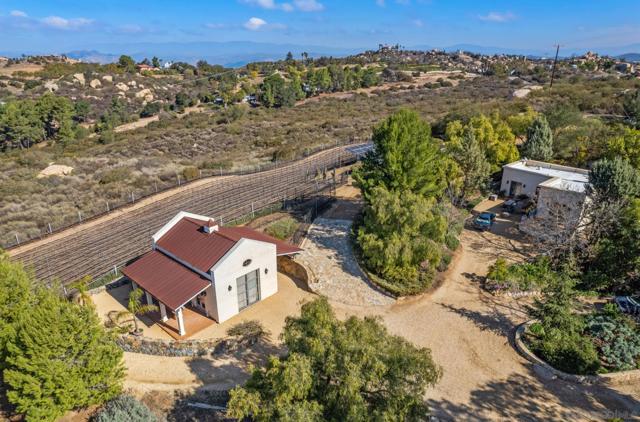 16540 Green Valley Truck Trail, Ramona, California 92065, 4 Bedrooms Bedrooms, ,4 BathroomsBathrooms,Single Family Residence,For Sale,Green Valley Truck Trail,250020014SD