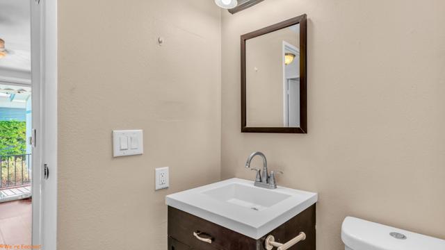 1139 Via Feliz, Cathedral City CA: https://media.crmls.org/mediaz/9ed88dd9-c878-4d33-b5b9-cc51a148d9a9.jpg