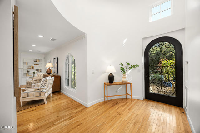 Detail Gallery Image 5 of 29 For 2044 Monterey Rd, South Pasadena,  CA 91030 - 4 Beds | 3 Baths