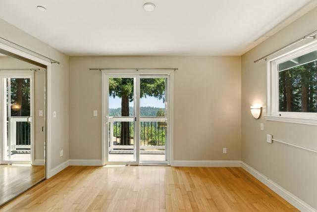 132 Pax Place Court, Aptos CA: https://media.crmls.org/mediaz/9ed8c700-9d1c-4067-9293-53d615ee94e2.jpg