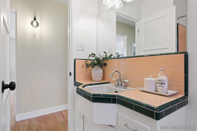 Image 20 of 56 For 3321 Zola Street