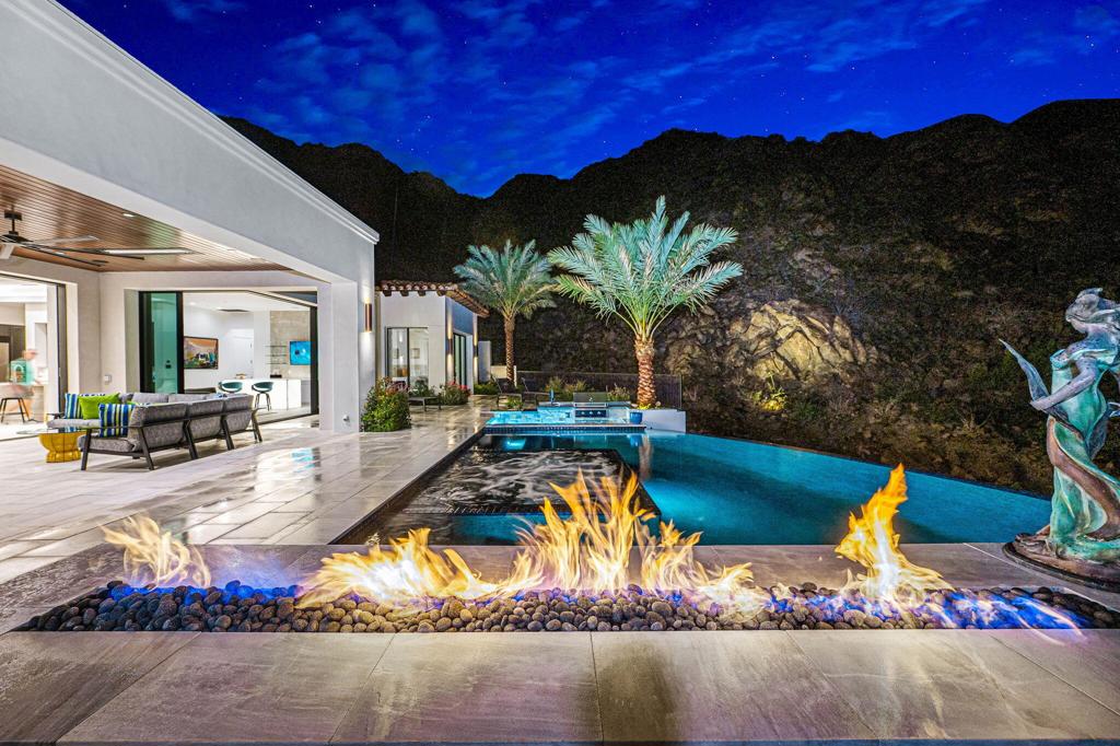 MLS #219138802DA image #6