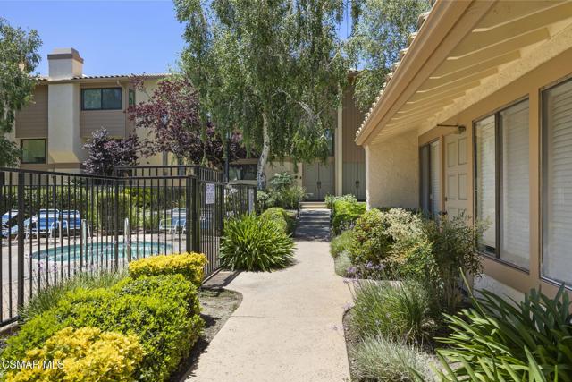 26341 W Bravo Lane, Calabasas CA: https://media.crmls.org/mediaz/9edbb113-4547-4c65-910c-9a908a1f8865.jpg