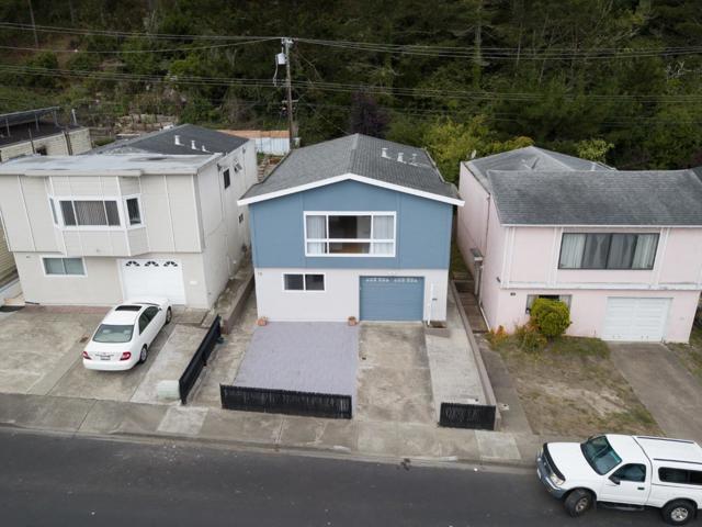 16 Canterbury Avenue, Daly City CA: https://media.crmls.org/mediaz/9edbfa44-7058-4dcc-9f3d-054fec5ffbde.jpg