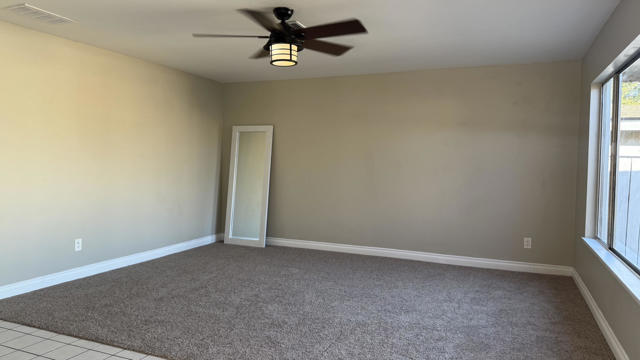 52121 Avenida Velasco, La Quinta CA: https://media.crmls.org/mediaz/9edc1100-56ce-4377-9740-627ccd02c674.jpg