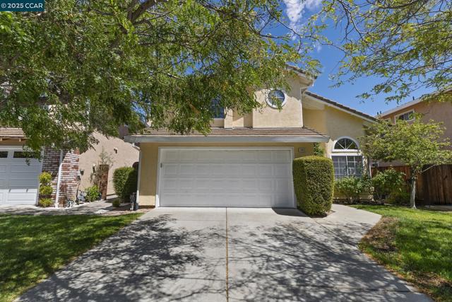 1015 Hidden Oak Ct, Concord CA: https://media.crmls.org/mediaz/9edc6b64-750e-4b7b-80bd-807252ea6b0f.jpg