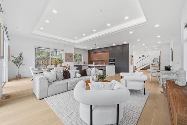 395 Martens Avenue, Mountain View CA: https://media.crmls.org/mediaz/9edd7c3d-257e-4caa-919f-1b5599a31d7e.jpg