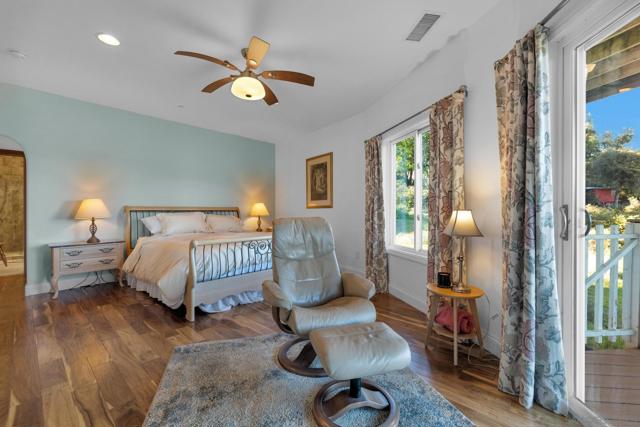 4667 Luneta View Rd, Julian CA: https://media.crmls.org/mediaz/9ede6934-a9a1-4e6c-be35-8a5579f25c98.jpg