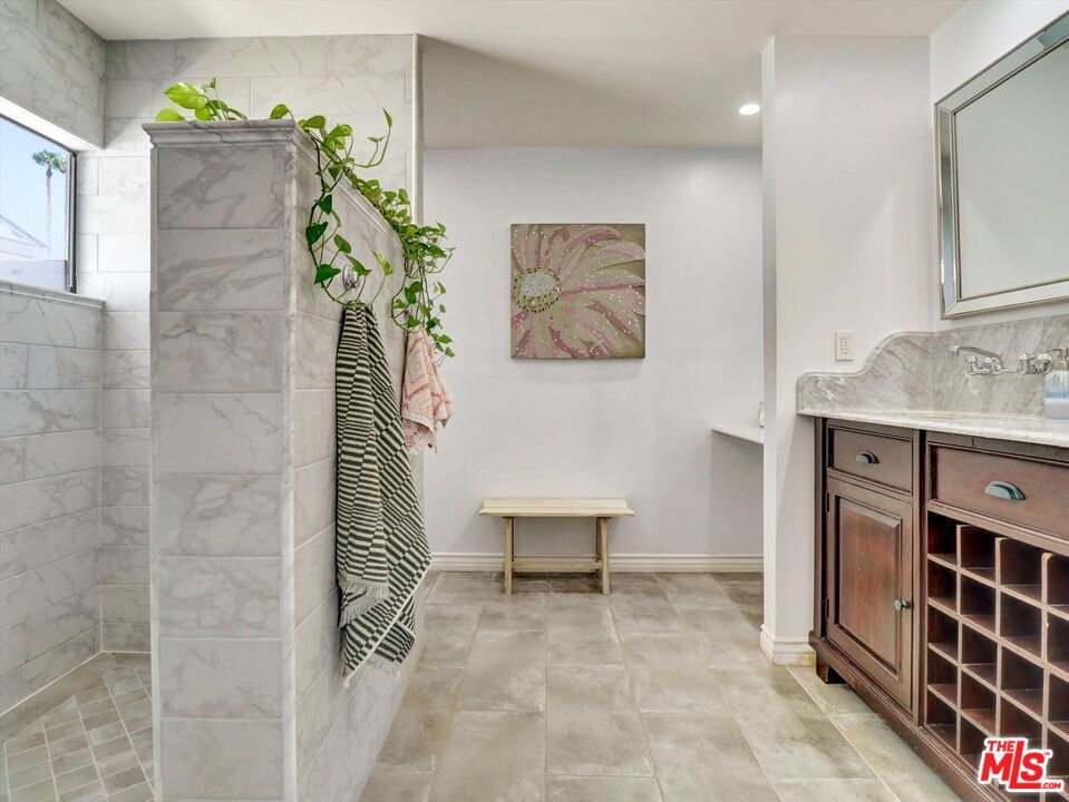 MLS #25621553 image #33