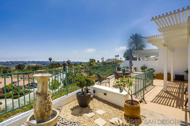 3367 Malta Way, Oceanside CA: https://media.crmls.org/mediaz/9edf6607-aaad-44c1-accc-7bae040ac854.jpg
