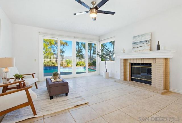 Image 10 of 53 For 12316 Avenida Consentido