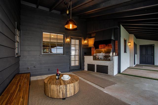 7362 Brodiaea Way, La Jolla CA: https://media.crmls.org/mediaz/9ee058d7-4305-4a54-aa3e-59169463eb27.jpg
