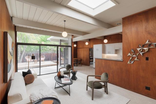 3407 Janice Way, Palo Alto CA: https://media.crmls.org/mediaz/9ee0707c-c7f6-4d3e-939f-0458d90a5380.jpg