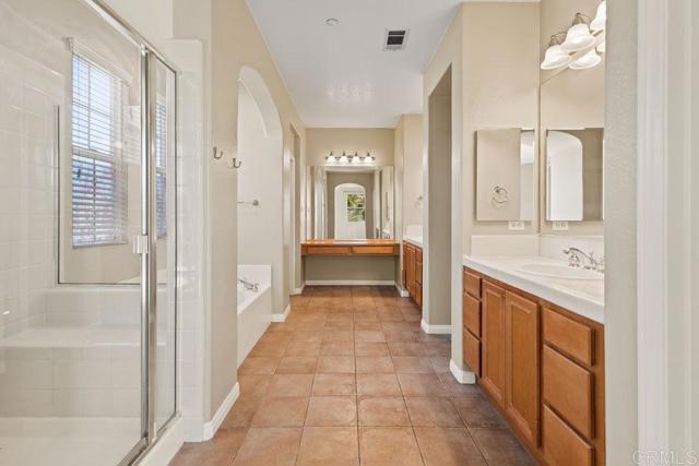 Detail Gallery Image 17 of 35 For 16758 Cimarron Crest Dr, San Diego,  CA 92127 - 3 Beds | 2/1 Baths