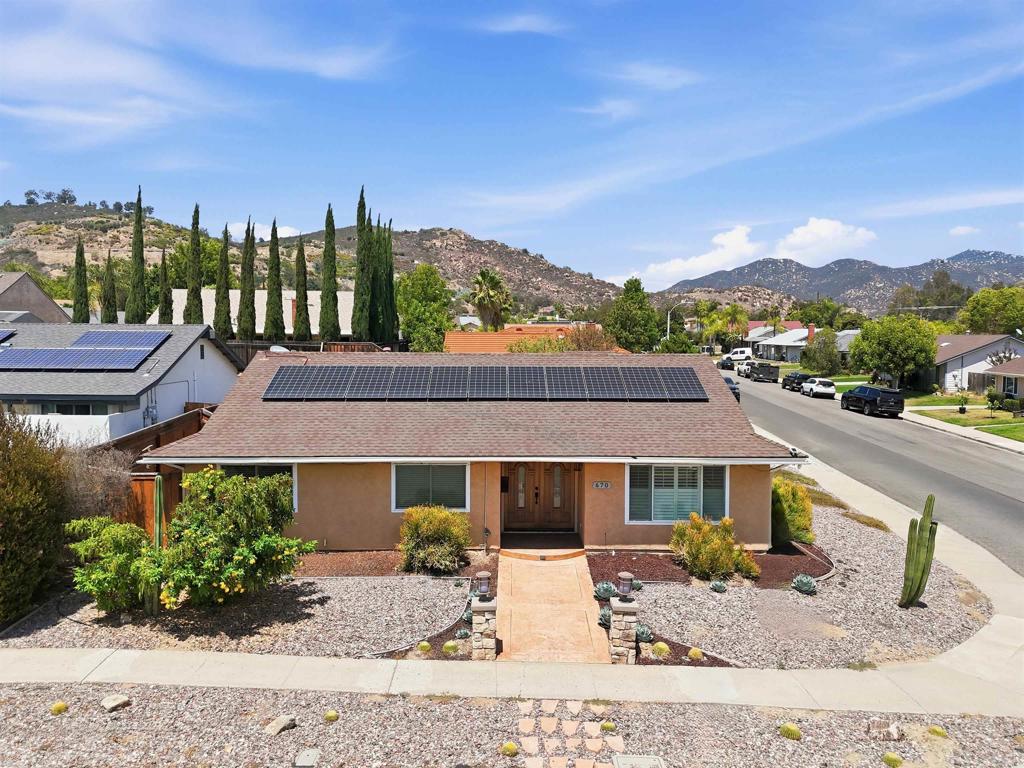 670 Citrus Avenue - photo 2