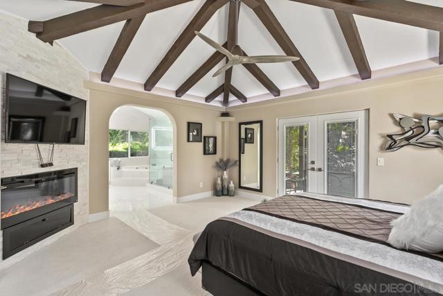 4716 S Mission Rd, Fallbrook CA: https://media.crmls.org/mediaz/9ee21174-69f5-4853-972e-54a88b16251e.jpg