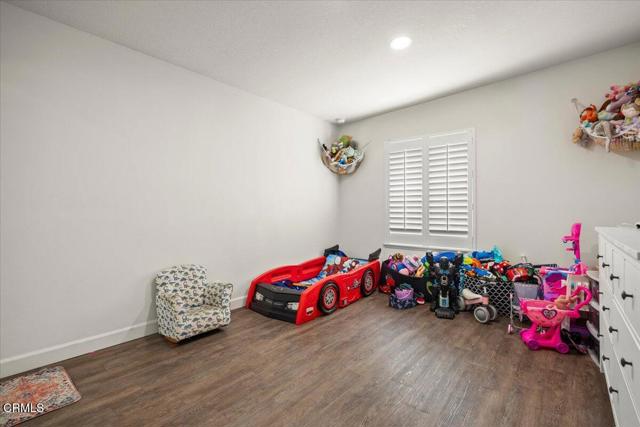Detail Gallery Image 23 of 28 For 2930 Isle Way #B,  Oxnard,  CA 93035 - 2 Beds | 1/1 Baths